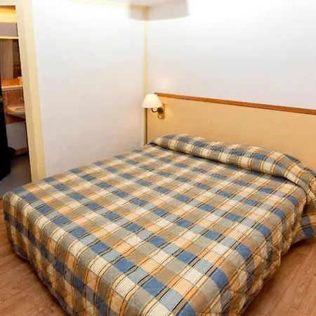 Hipotel Paris Marne La Vallee Hotel 3*