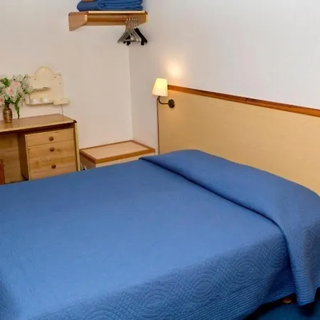 Hipotel Paris Marne La Vallee 3* Noisiel