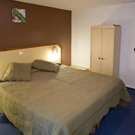 Hipotel Paris Marne La Vallee 3* Noisiel