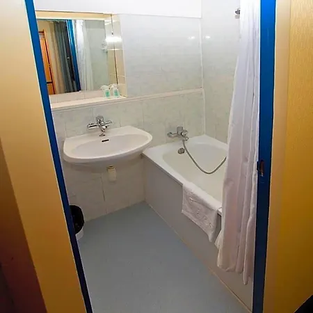 Hipotel Paris Marne La Vallee Hotell Noisiel