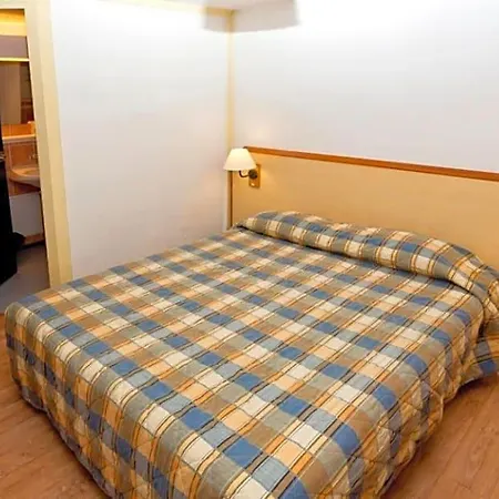 Hipotel Paris Marne La Vallee Hotel 3*
