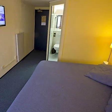 Hotell Hipotel Paris Marne La Vallee 3*