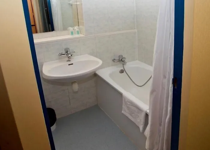 Hipotel Paris Marne La Vallee 3* Noisiel