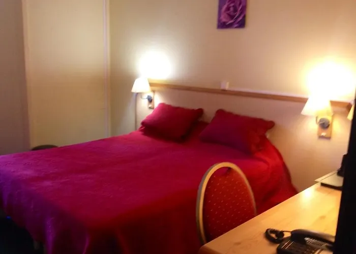 Hipotel Paris Marne La Vallee فندق
