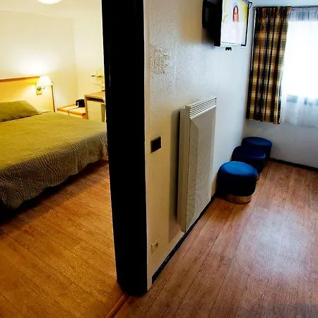 Отель Hipotel Paris Marne La Vallee