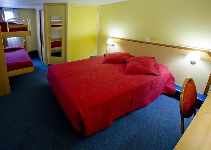 Отель Hipotel Paris Marne La Vallee