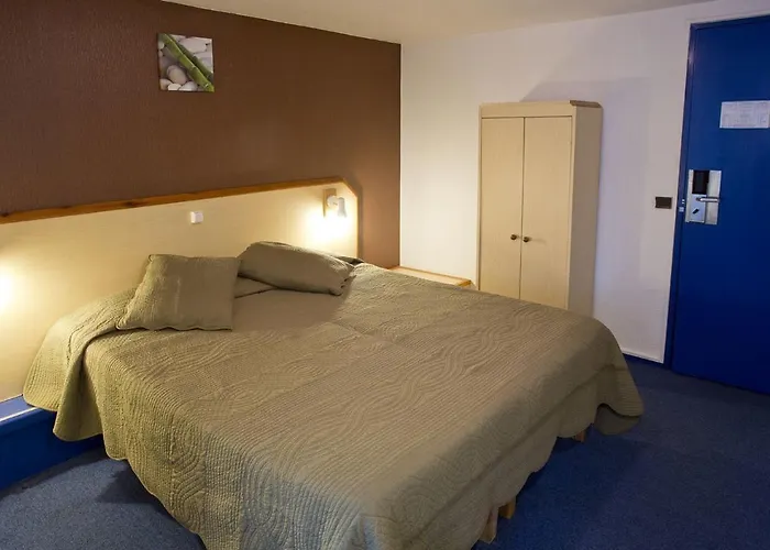 Hipotel Paris Marne La Vallee 3* Нуазьель